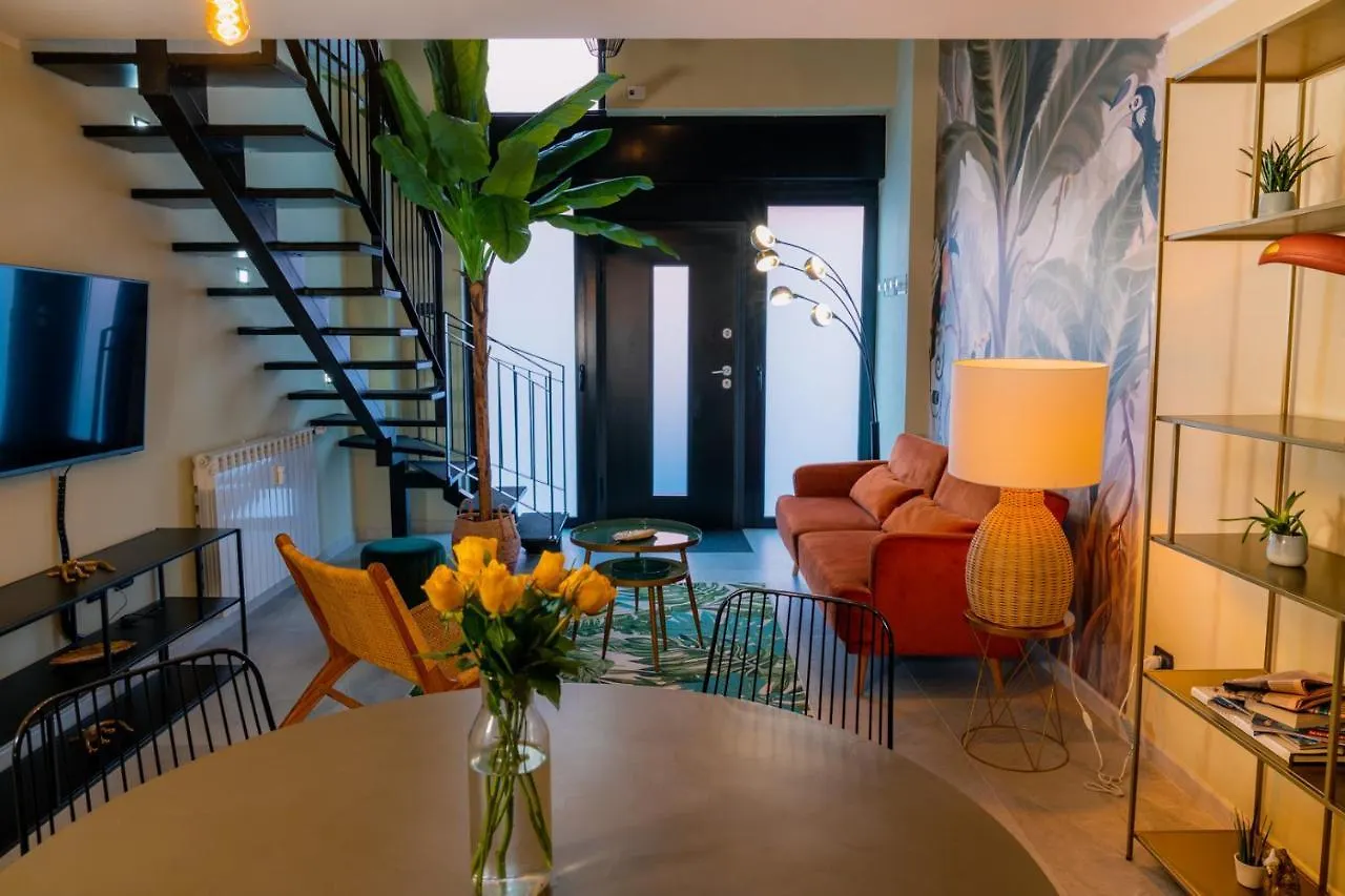 Milano Experience Home - Jungle location